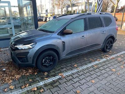 Gebraucht Dacia Jogger Extreme 91 PS (66 kW) 2025 Dolomitgrau Van / Kleinbus