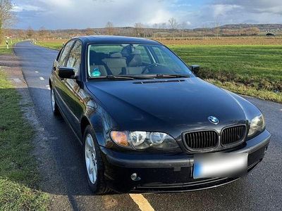 Gebraucht BMW 318 143 PS (105 kW) 2004 Schwarz Limousine