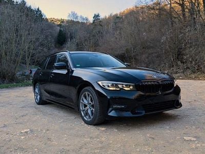 Gebraucht BMW 320 Sport Line 190 PS (139 kW) 2021 Schwarz Kombi