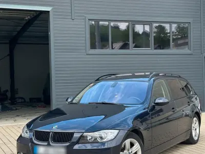 Gebraucht BMW 320 163 PS (119 kW) 2006 Schwarz Kombi