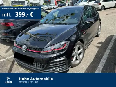 Gebraucht VW Golf VII GTI 230 PS (169 kW) 2018 Deep black perleffekt Limousine