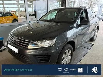 Brugt VW Touareg Basis 262 HK (192 kW) 2016 Rød SUV