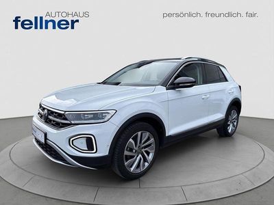 Pure white/deep black perleffekt Gebraucht 2022 VW T-Roc Beats SUV | 26.790 € (Etwas zu teuer)
