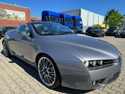 Second-hand Alfa Romeo Spider Exclusive 260 CP (191 kW) 2007 Gri Cabrio