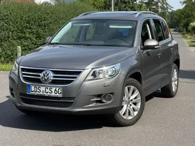 Gebraucht VW Tiguan Trendline 140 PS (102 kW) 2008 Grau SUV