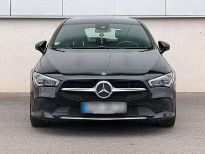 Usata Mercedes CLA200 150 CV (110 kW) 2020 Nero Station wagon