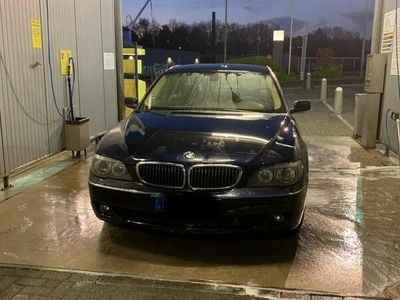 BMW 740