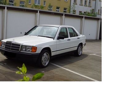 gebraucht Mercedes 190 -(201) (Garagenwagen - H Kennzeichen) zugel.