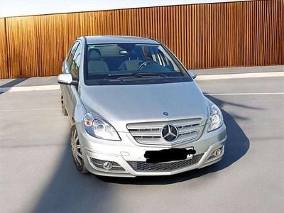 Gebraucht Mercedes B200 136 PS (100 kW) 2009 Van / Kleinbus
