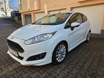 Gebraucht Ford Fiesta ST-Line 125 PS (91 kW) 2014 Weiß Kleinwagen