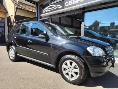 Gebraucht Mercedes ML320 224 PS (164 kW) 2007 Schwarz SUV