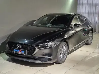 Gebraucht Mazda 3 Selection 122 PS (89 kW) 2021 Schwarz Limousine
