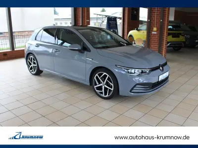 Gebraucht VW Golf VIII Life 150 PS (110 kW) 2020 Grau Limousine