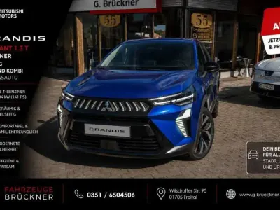 Neu Mitsubishi Grandis Diamant Edition 141 PS (103 kW) 2026 Blau SUV