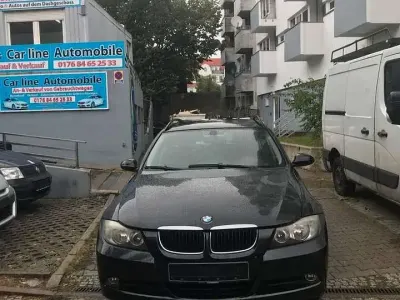 Gebraucht BMW 320 Sport Line 150 PS (110 kW) 2006 Black sapphire metallic Kombi