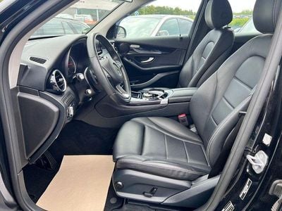 Mercedes GLC220