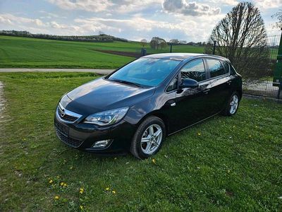 Gebraucht Opel Astra 110 PS (80 kW) 2010 Schwarz Limousine