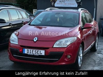 Rot Gebraucht 2010 Renault Mégane GrandTour Luxe Kombi | 2.700 € (Guter Preis)