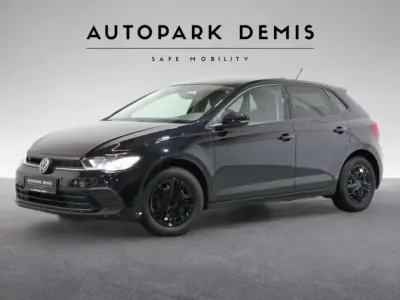 Gebraucht VW Polo Life 95 PS (69 kW) 2022 Schwarz Kleinwagen