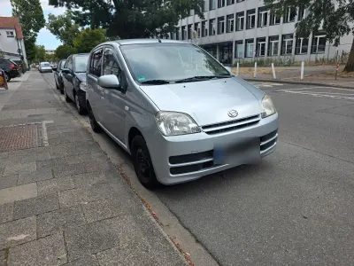 Gebraucht Daihatsu Cuore 58 PS (42 kW) 2006 Silber Kleinwagen