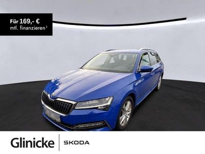 Gebraucht Skoda Superb LAURIN & KLEMENT 218 PS (160 kW) 2022 Blau Kombi