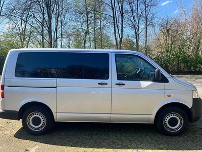 Gebraucht VW Transporter 105 PS (77 kW) 2004 Silber Van