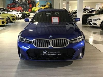 Blau Gebraucht 2025 BMW 330 M Sport Kombi | 40.900 € (Guter Preis)