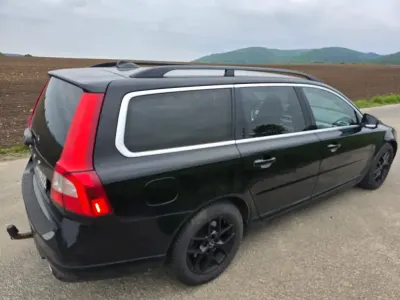 Używany Volvo V70 Pro 215 KM (158 kW) 2013 Czarny Kombi