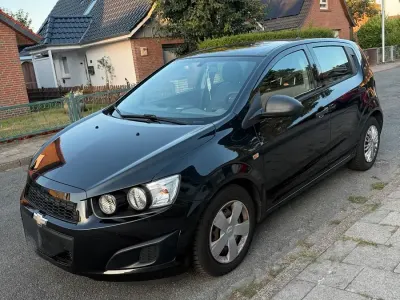 Gebraucht Chevrolet Aveo 51 PS (37 kW) 2012 Schwarz Limousine