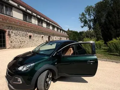 Gebraucht Opel Adam Rocks Rocks 101 PS (74 kW) 2019 Grün Kleinwagen