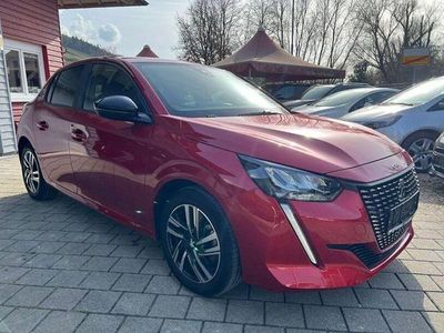 Gebraucht Peugeot 208 Active 101 PS (74 kW) 2023 Rot Kleinwagen