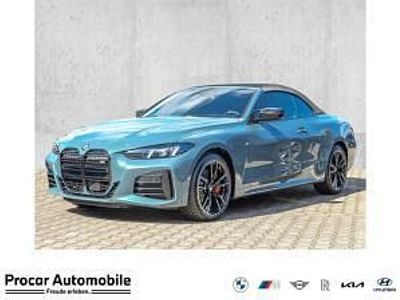 Nouă BMW 440 340 CP (250 kW) 2026 Verde Cabrio