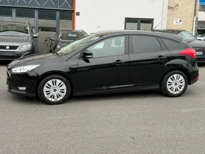 Gebraucht Ford Focus Business Edition 125 PS (91 kW) 2016 Schwarz Limousine
