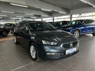Gebraucht Seat Leon Style 150 PS (110 kW) 2024 Magnetic tech (metallic) Kombi