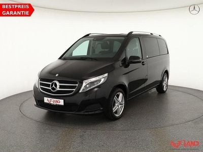 Schwarz Gebraucht 2017 Mercedes V220 Edition Van / Kleinbus | 40.490 € (Etwas zu teuer)