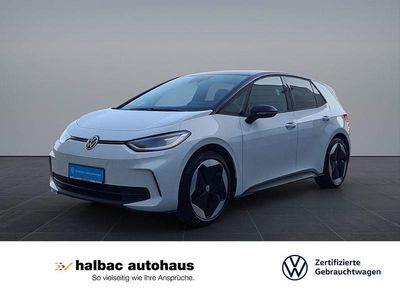 Gletscherweiß metallic Gebraucht 2025 VW ID.3 Pro Kleinwagen | 45.720 €
