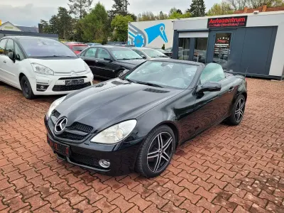 Gebraucht Mercedes SLK200 184 PS (135 kW) 2010 Schwarz Cabrio