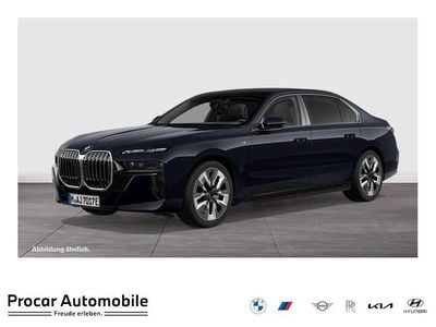 Gebraucht BMW 750e M Sport 489 PS (359 kW) 2024 Schwarz Limousine
