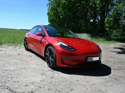 Gebraucht Tesla Model 3 Performance 377 kW (513 PS) 2021 Rot Limousine