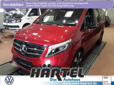 Gebraucht Mercedes V250 Edition 190 PS (139 kW) 2022 Hyazinthrot (red), metallic Van / Kleinbus