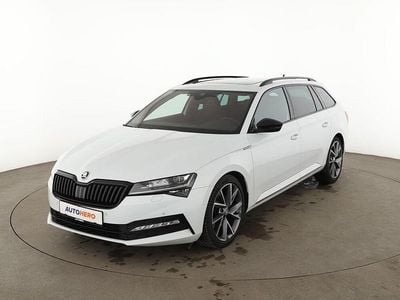 Używany Skoda Superb SportLine 190 KM (139 kW) 2020 Biały Kombi