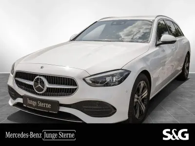 Gebraucht Mercedes C200 Avantgarde 163 PS (119 kW) 2024 Unilack polarweiß Kombi