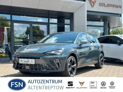 Gebraucht Cupra Leon 150 PS (110 kW) 2025 Blau Limousine