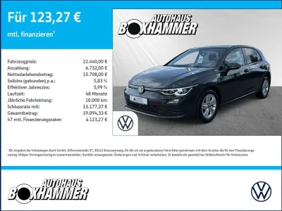 Second-hand VW Golf VIII Life 131 CP (96 kW) 2023 Gri Berlinǎ