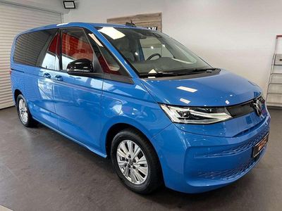 Medium blue metallic Gebraucht 2022 VW Multivan Van | 43.990 € (Guter Preis)