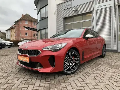 Gebraucht Kia Stinger GT 366 PS (269 kW) 2021 Rot Kleinwagen