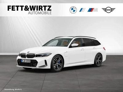 Brugt BMW 330e M Sport 292 HK (214 kW) 2025 Hvid Stationcar