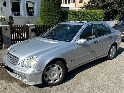 Gebraucht Mercedes C180 Classic 143 PS (105 kW) 2005 Silber Limousine