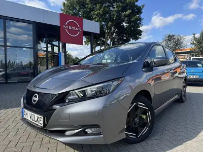 Gebraucht Nissan Leaf Acenta 110 kW (150 PS) 2022 Grau Kleinwagen