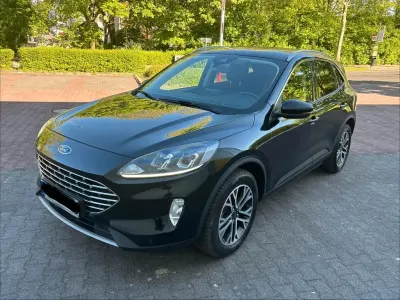 Second-hand Ford Kuga Titanium 150 CP (110 kW) 2021 Negru SUV